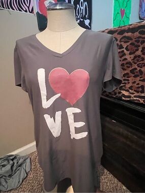 No Boundaries Gray Graphic Tee with Pink Heart Accent
